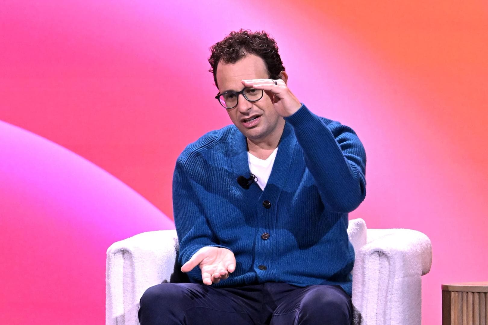 Anthropic CEO calls for AI race to slow down. Musk and OpenAI's Altman agrees