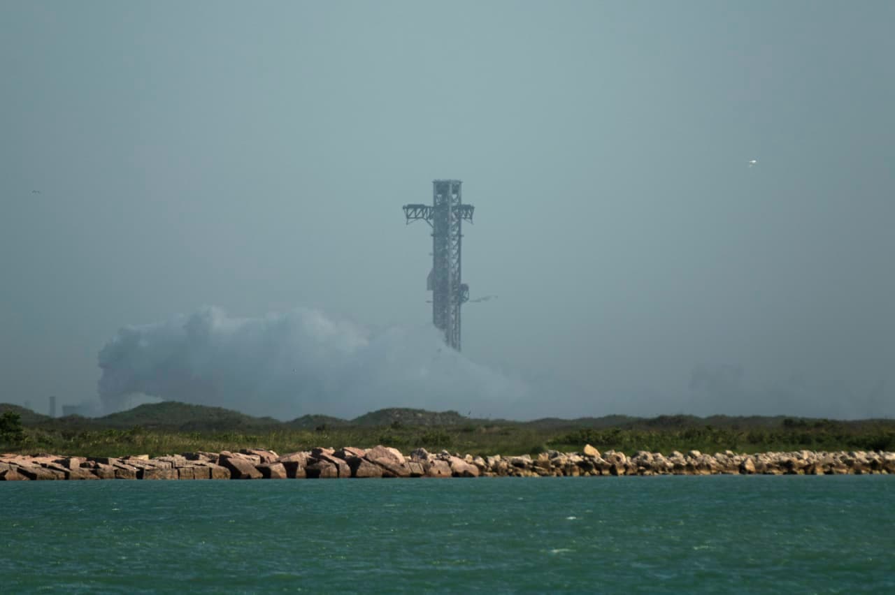 SpaceX flirts with a further decline down the market-cap ranks