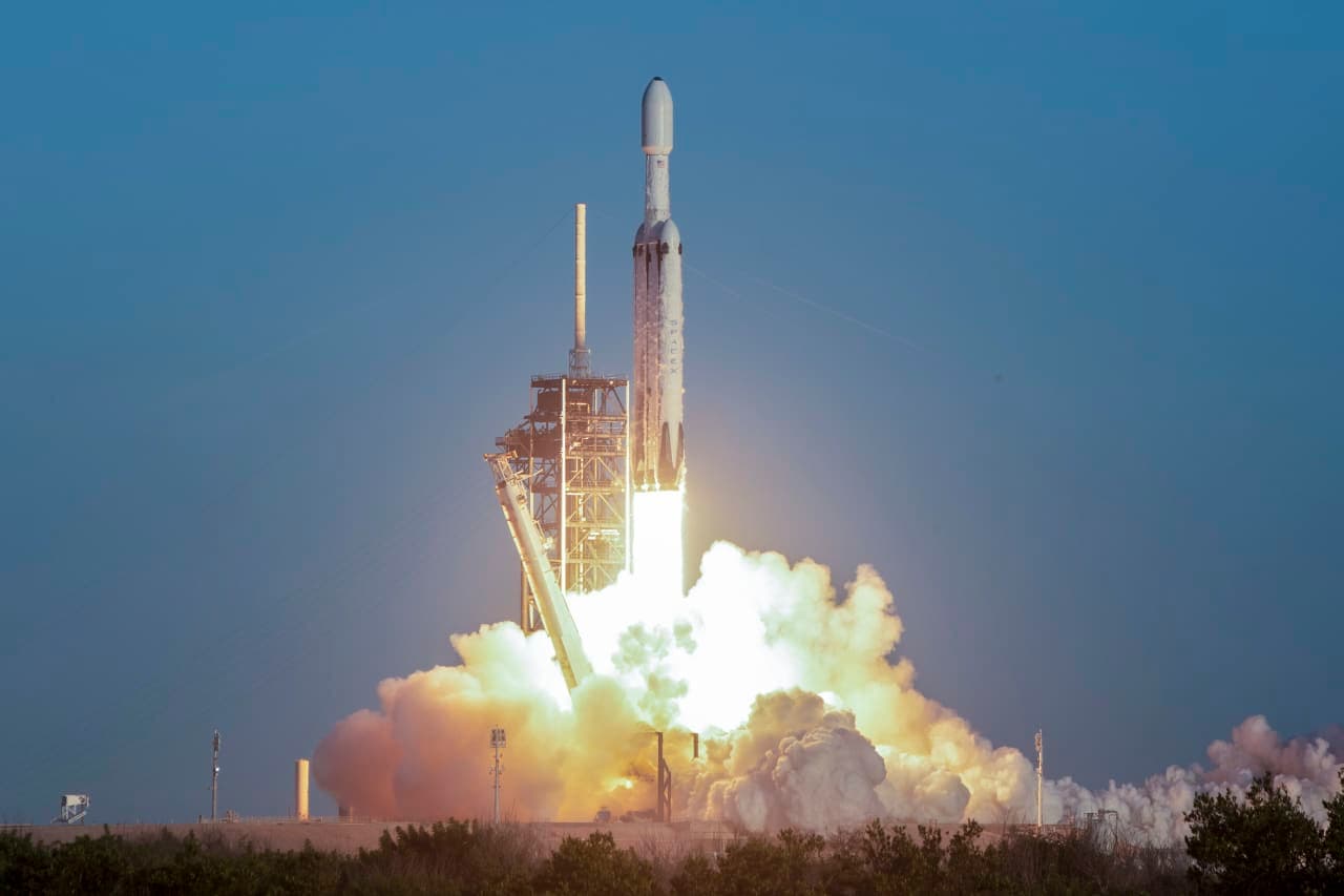 Just like for SpaceX, investors may look to ‘make room’ for AI lab IPOs. These stocks could pay the price.