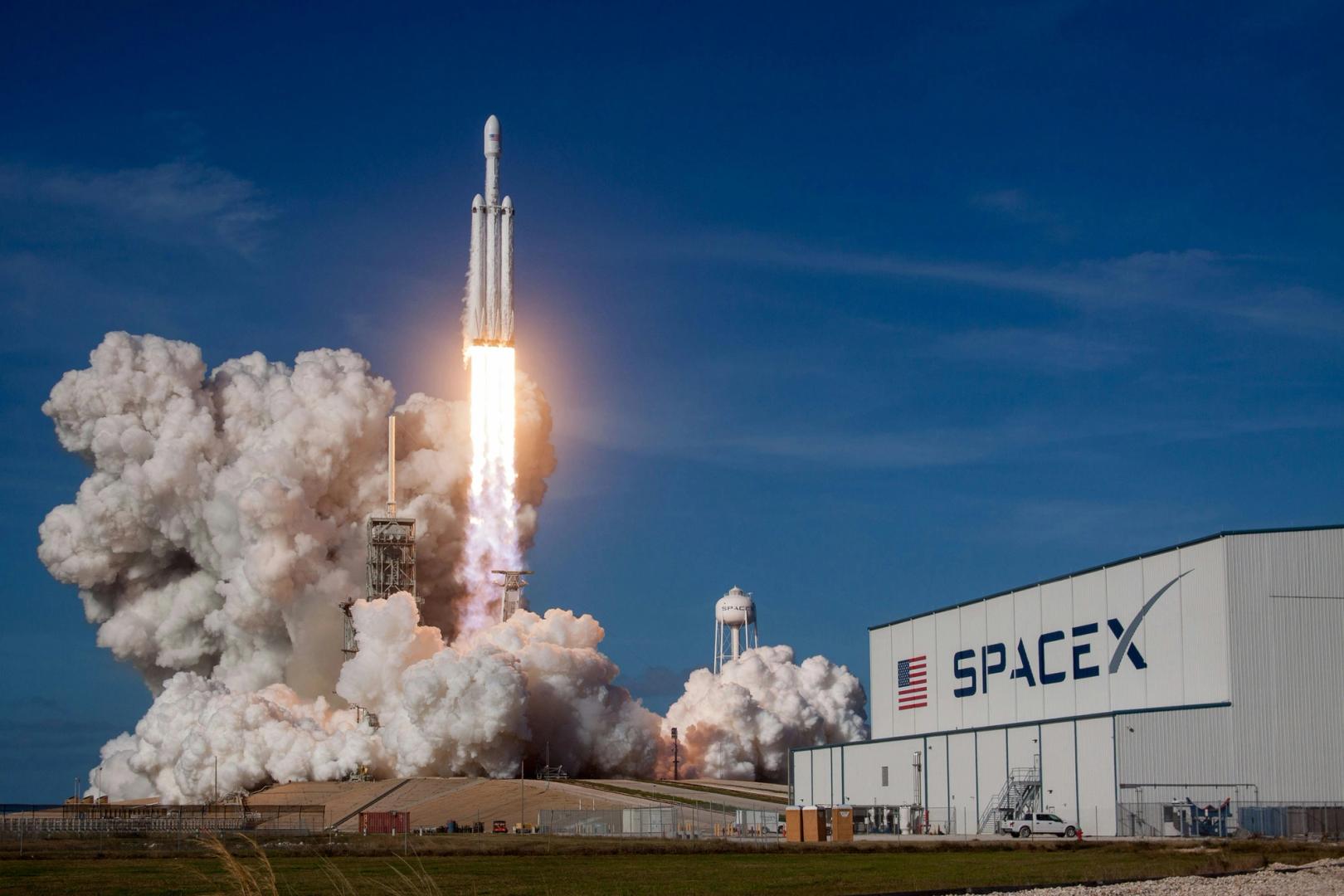 Elon Musk's SpaceX soars 20% in blockbuster Nasdaq debut