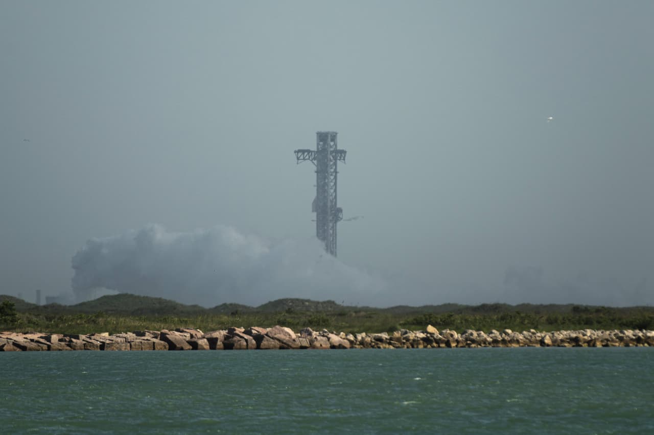 SpaceX flirts with a further decline down the market-cap ranks