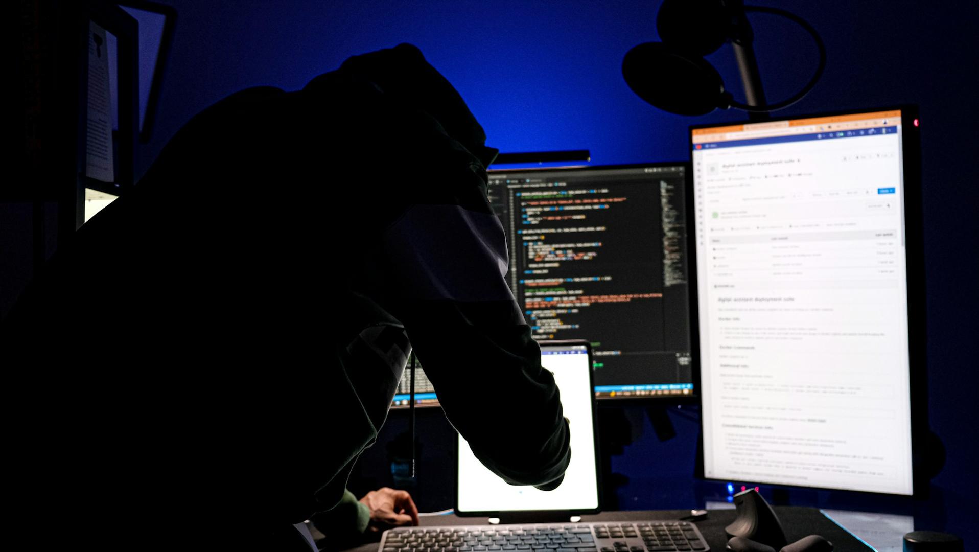 Bitcoin network used by exchanges hit by $320 million exploit. Hackers claim they're the 'good guys'